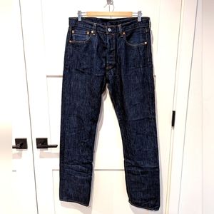 Levi 501 W33 L34 Dark denim jeans excellent condition only worn a few times.